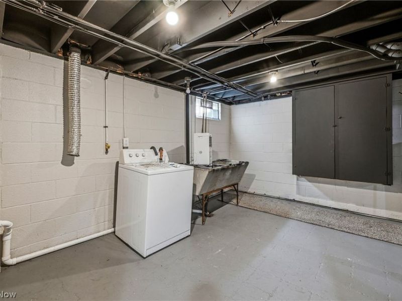 4273 Selkirk Avenue , Youngstown, OH 44511 Photo 25