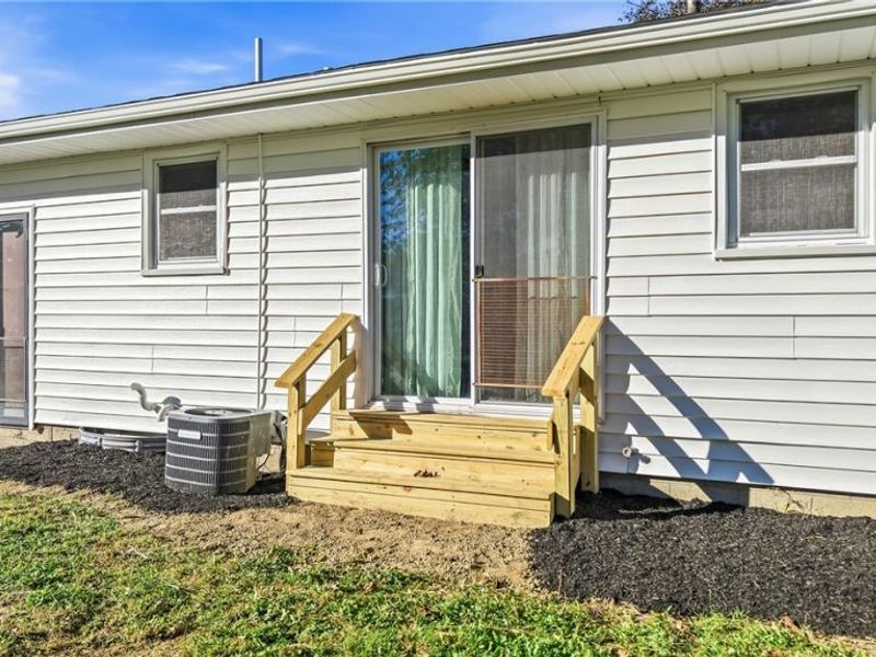 4273 Selkirk Avenue , Youngstown, OH 44511 Photo 30
