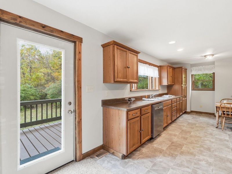 7760 Millerstown Eris Road, Saint Paris, OH 43072 Photo 17