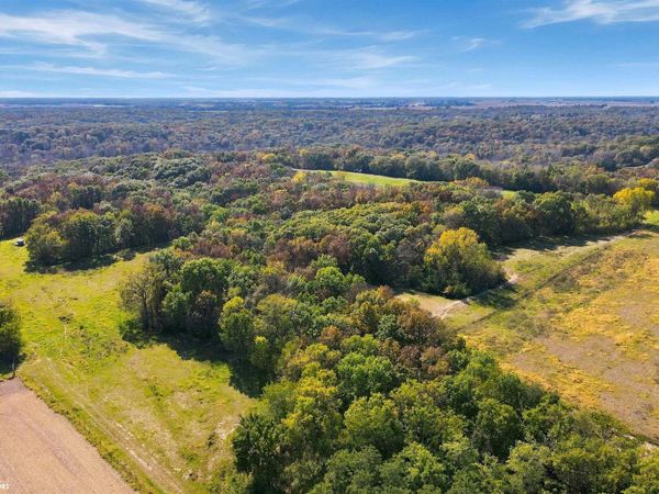 9689 Pegtown Road, Mediapolis, IA 52637