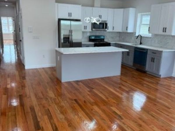 28 Parkhurst St, Unit 2, Newark, NJ 07114