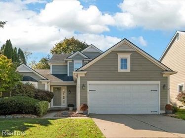 3838 Eaton Gate Lane , Auburn Hills, Mi 48326