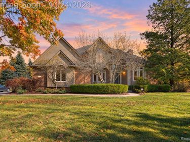 1872 Hidden Valley Drive, Milford Township, Mi 48380