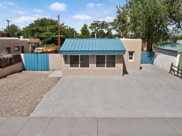 413 Princeton Drive SE, Albuquerque, NM 87106