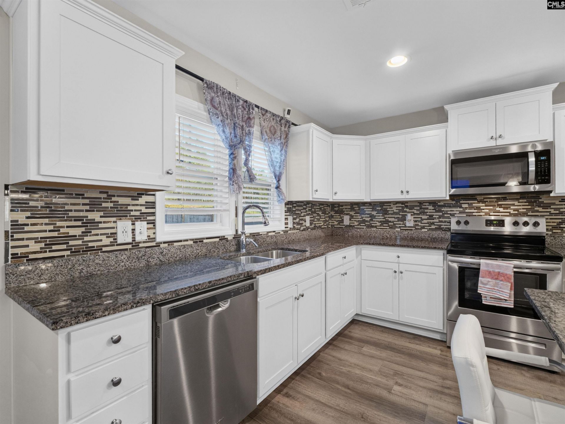 435 Sasanqua Lane  Photo 31