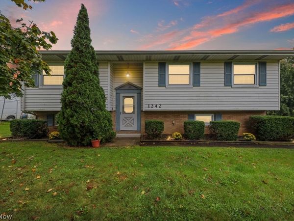 1242 Frost Road , Streetsboro, OH 44241