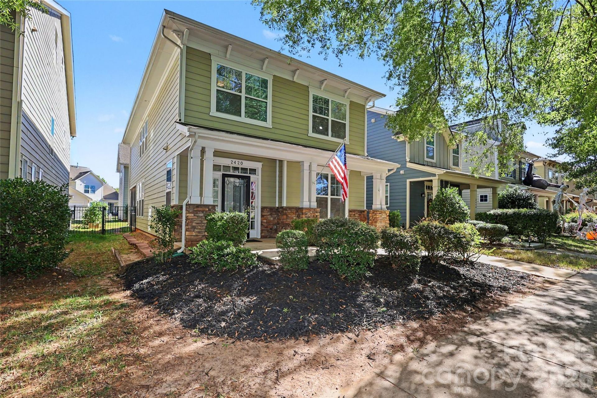 2420 Double Oaks Road , Charlotte, NC 28206 Main Photo