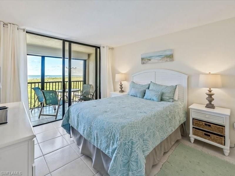 17 Bluebill Ave , Unit 904, Naples, FL 34108 Photo