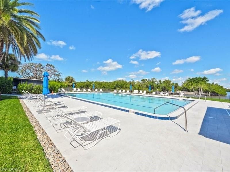 17 Bluebill Ave , Unit 904, Naples, FL 34108 Photo