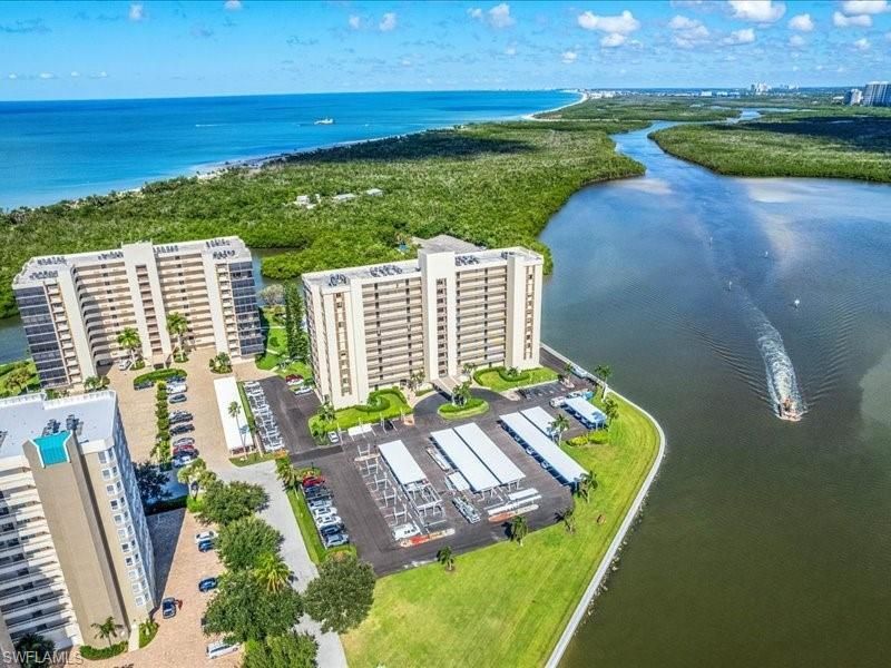 17 Bluebill Ave , Unit 904, Naples, FL 34108 Photo