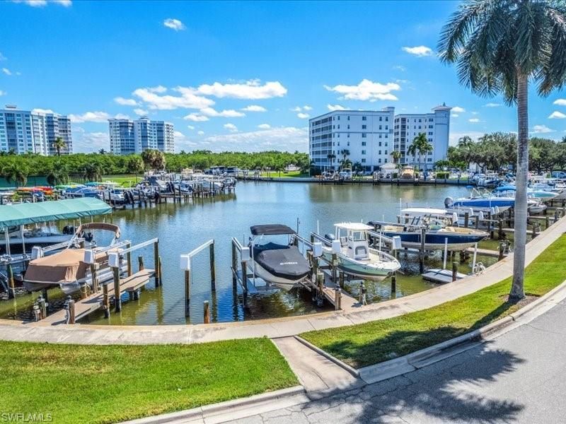 17 Bluebill Ave , Unit 904, Naples, FL 34108 Photo