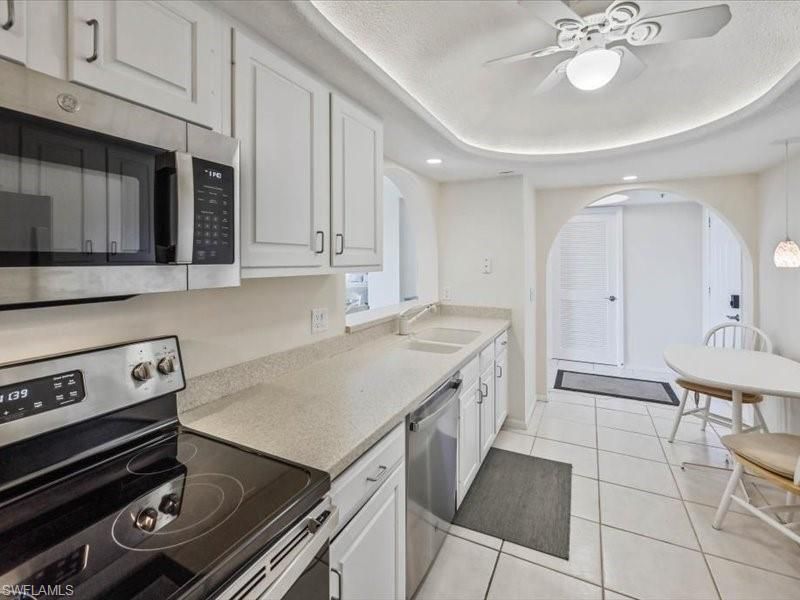 17 Bluebill Ave , Unit 904, Naples, FL 34108 Photo