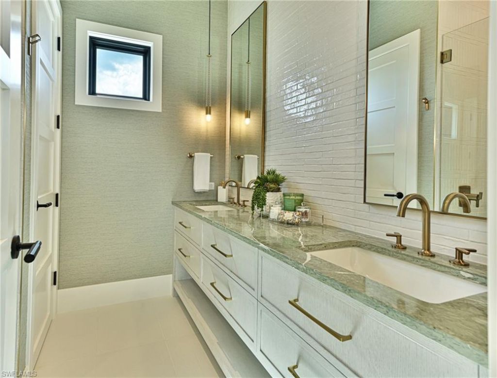 105 Saint Eustacius Ln , Bonita Springs, FL 34134 Photo