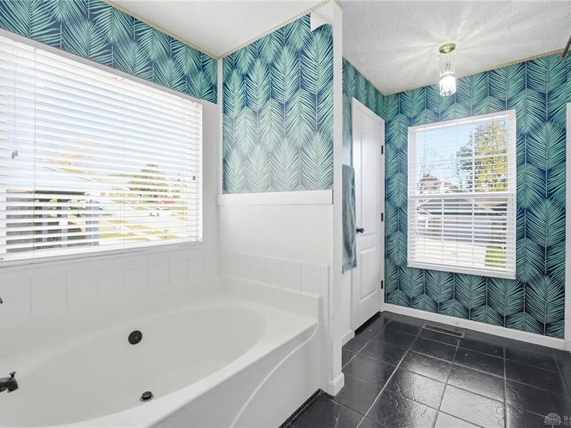 3835 W Sudbury Court, Bellbrook, OH 45305 Photo 40