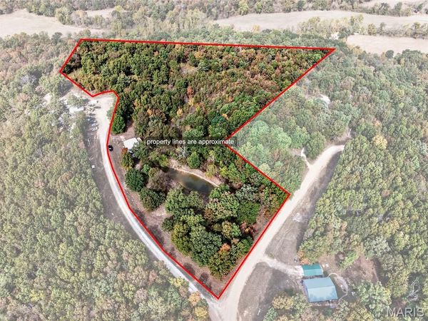 9 Verbena Trail , Tunas, MO 65764