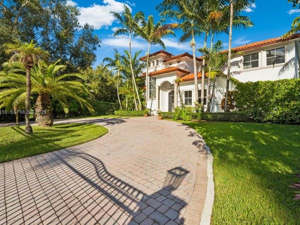 16625 Old Cutler Rd , Palmetto Bay, FL 33157