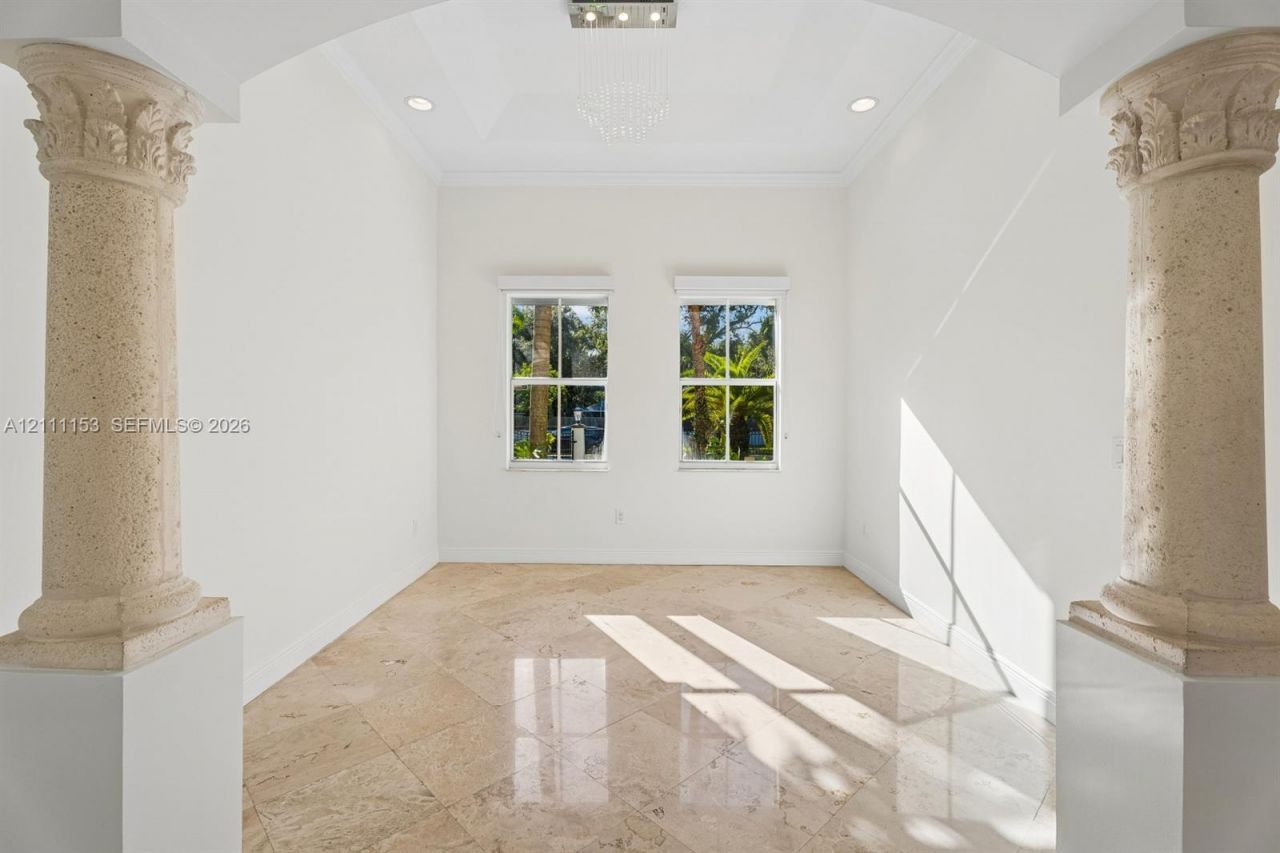 16625 Old Cutler Rd, Palmetto Bay, FL 33157 Photo