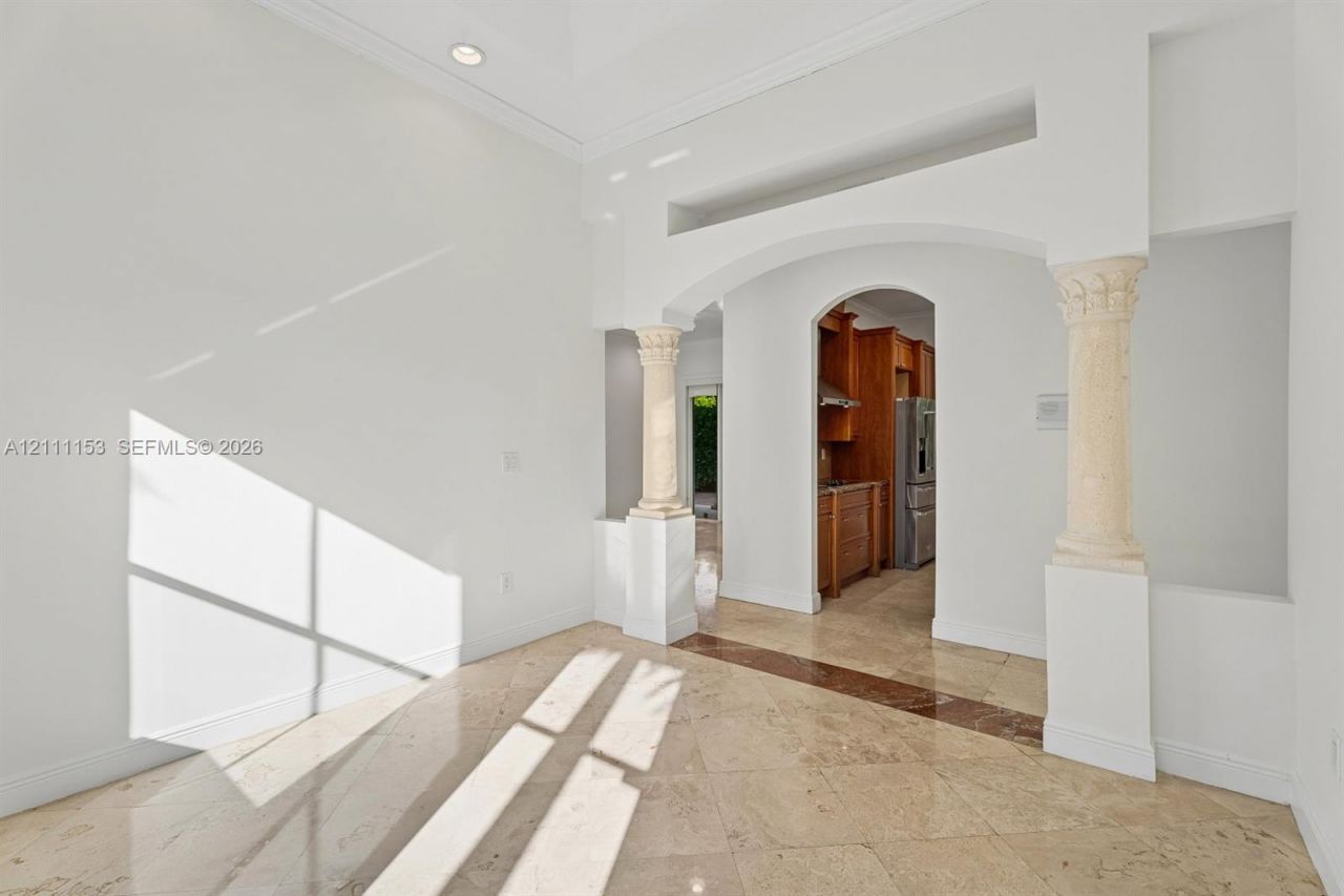 16625 Old Cutler Rd, Palmetto Bay, FL 33157 Photo