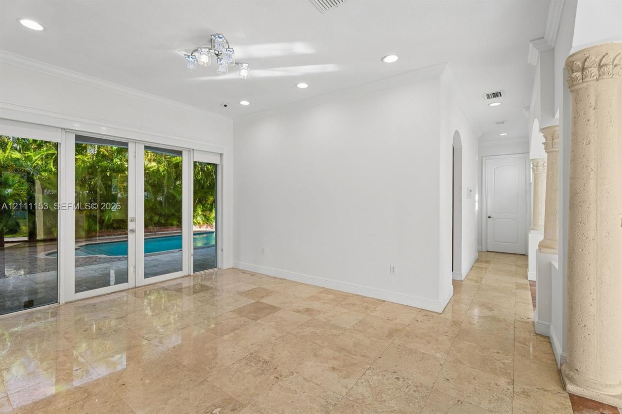 16625 Old Cutler Rd, Palmetto Bay, FL 33157 Photo