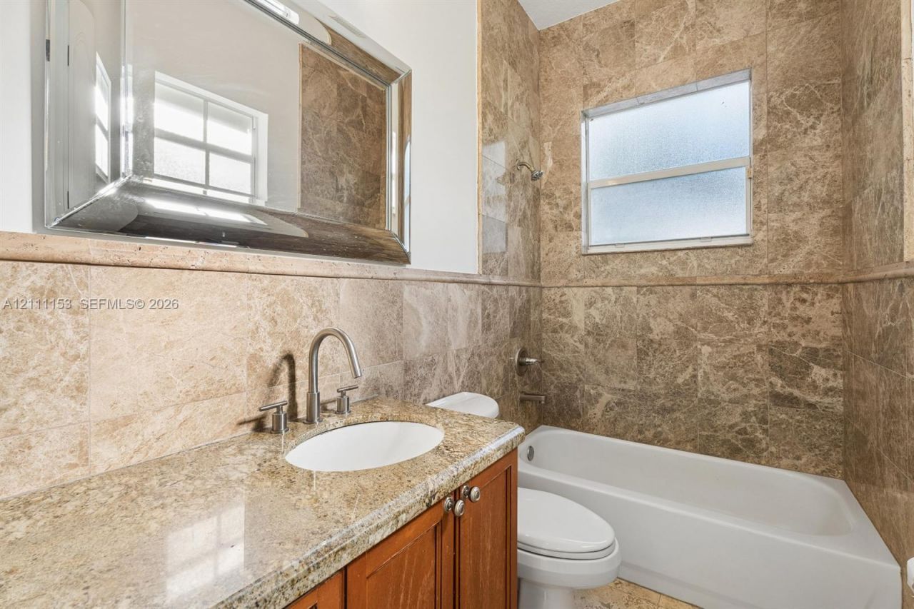 16625 Old Cutler Rd, Palmetto Bay, FL 33157 Photo