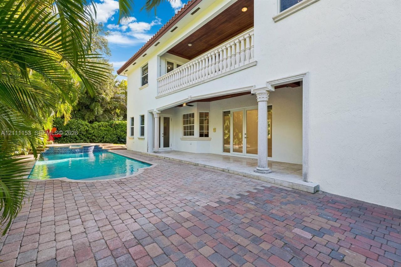 16625 Old Cutler Rd, Palmetto Bay, FL 33157 Photo