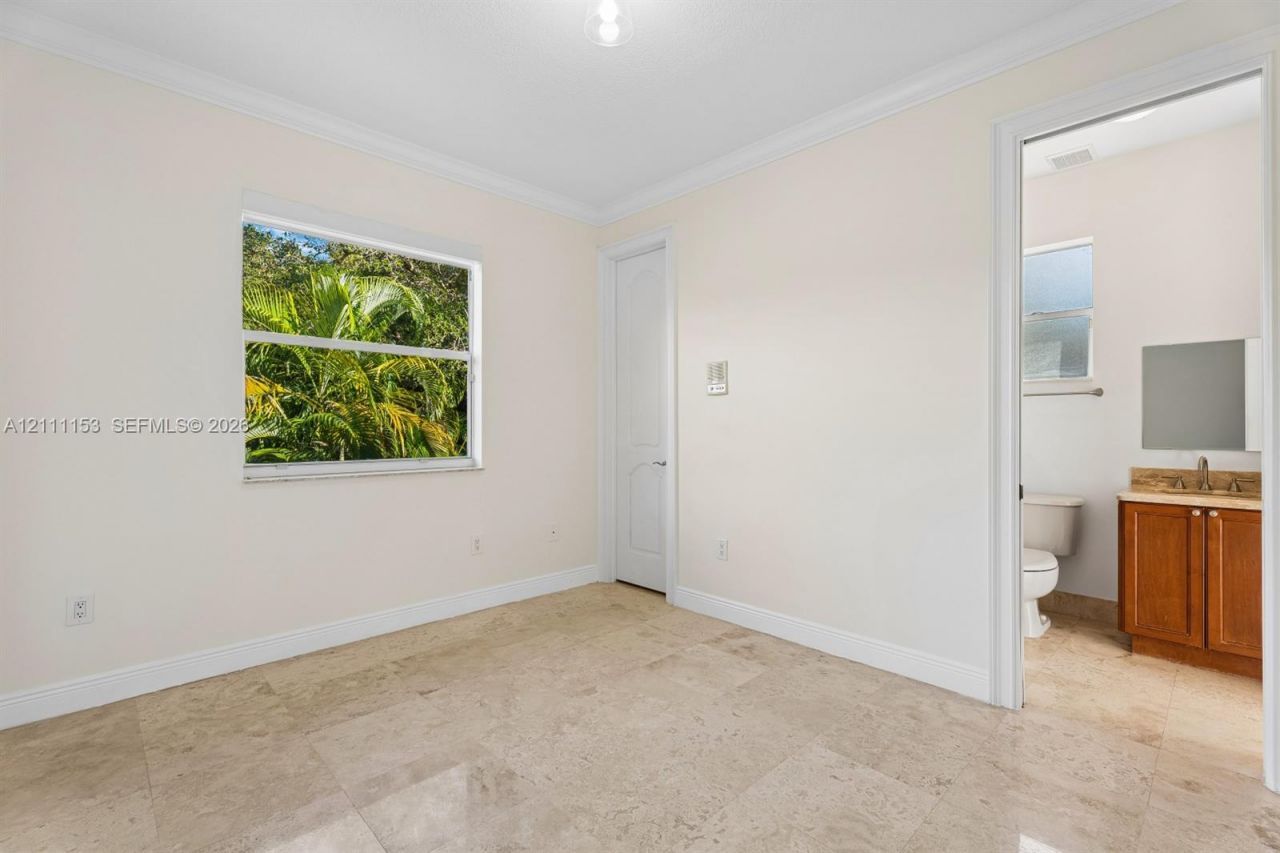 16625 Old Cutler Rd, Palmetto Bay, FL 33157 Photo