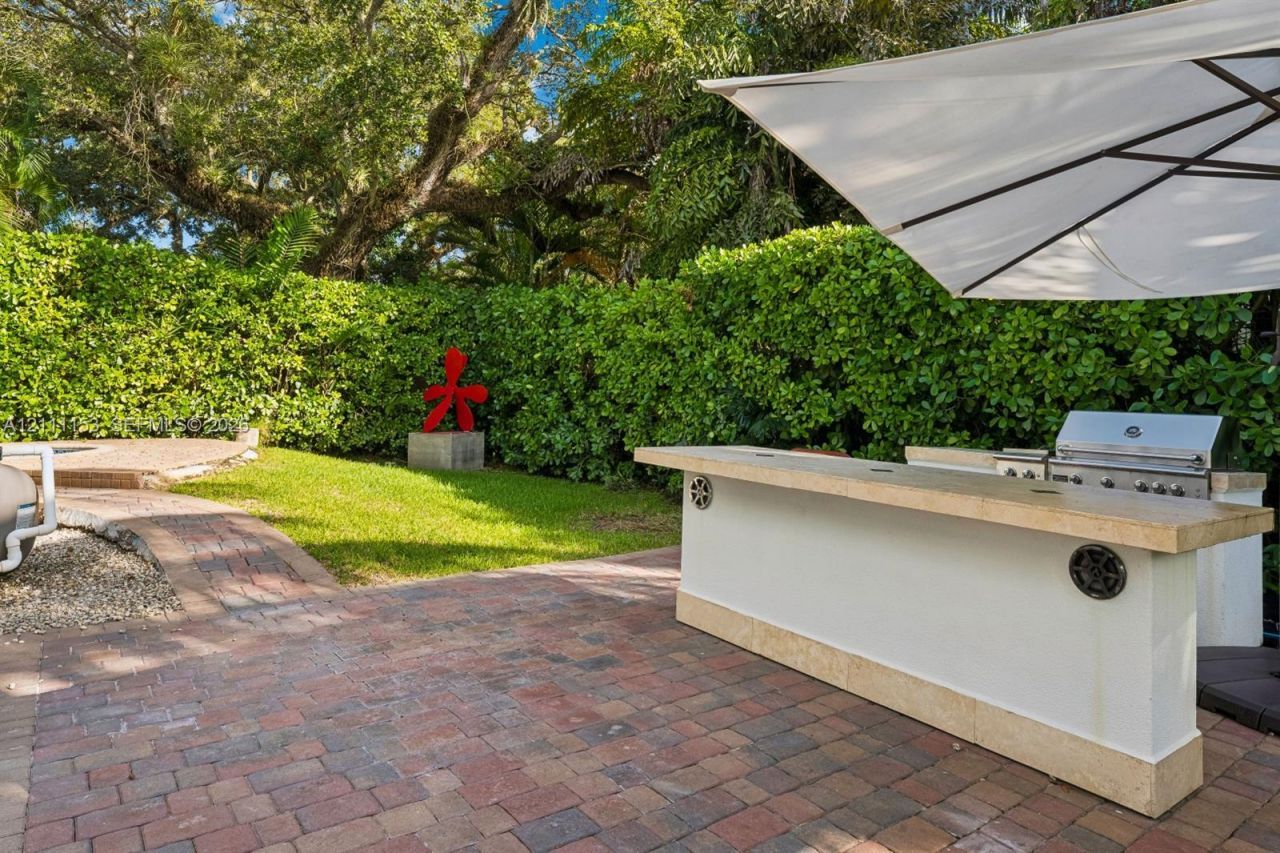 16625 Old Cutler Rd, Palmetto Bay, FL 33157 Photo