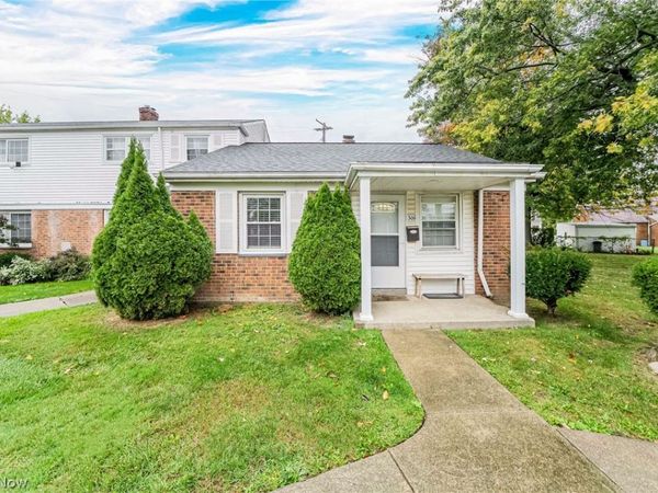 306 Buckner Drive, Unit 205, Euclid, OH 44123