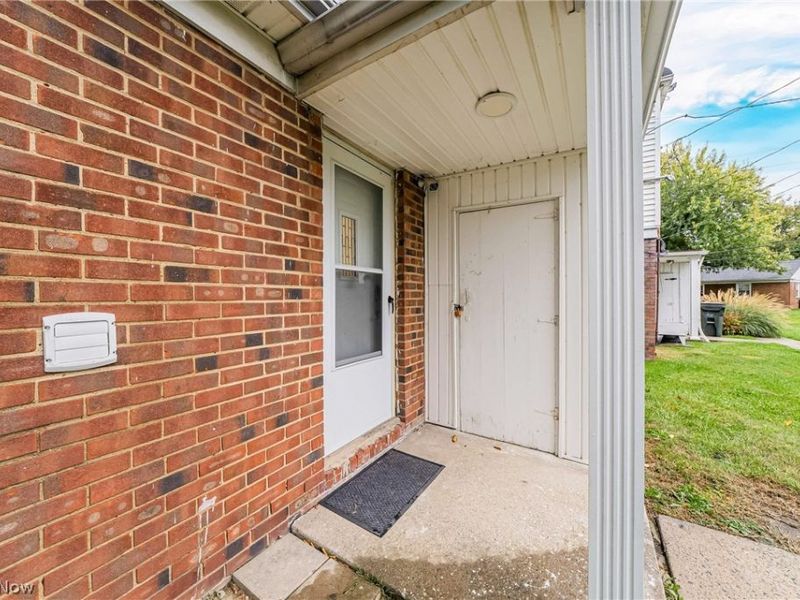 306 Buckner Drive, Unit 205, Euclid, OH 44123 Photo 24