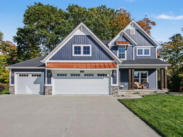3073 Deer Haven Court, Jenison, MI 49428