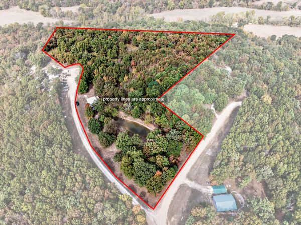 9 Verbena Trail , Tunas, MO 65764
