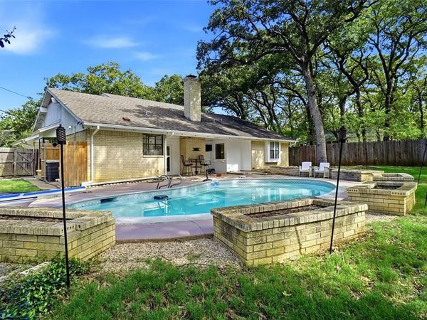 5016 Kemble Street, Fort Worth, TX 76103