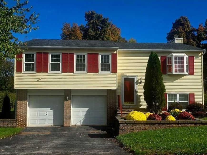 1737 Rainbow Circle, York, PA 17408 Main Photo