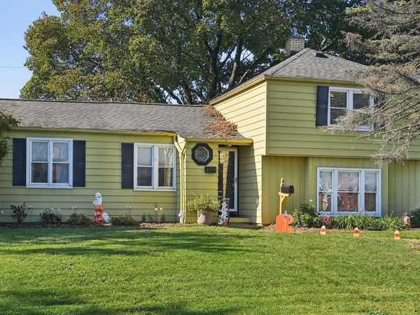 4211 Patzer Avenue , Grove City, OH 43123