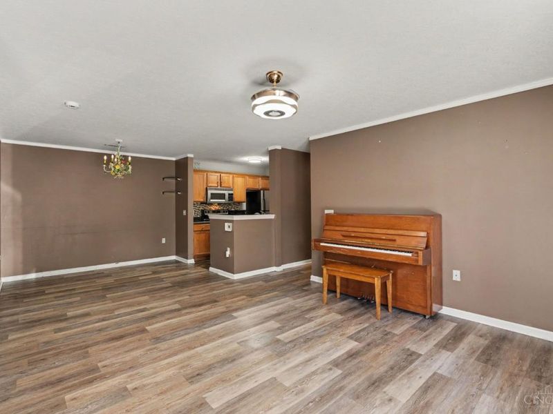 3404 North Bend Road, Unit 1, Green Township, OH 45239 Photo 4