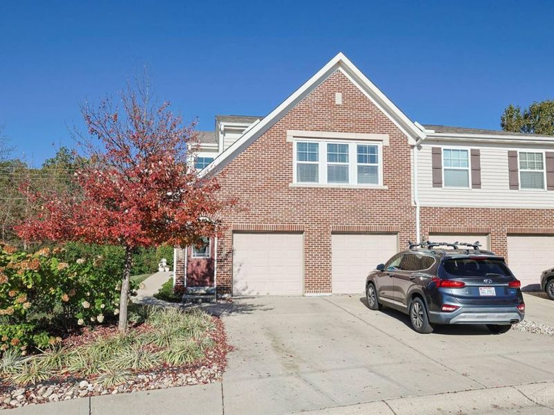 1389 Double Eagle Court, Lebanon, OH 45036 Photo 2