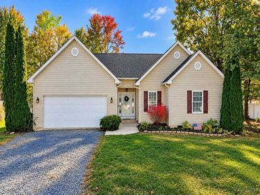115 NORTHWOOD DR, WAYNESBORO, VA 22980