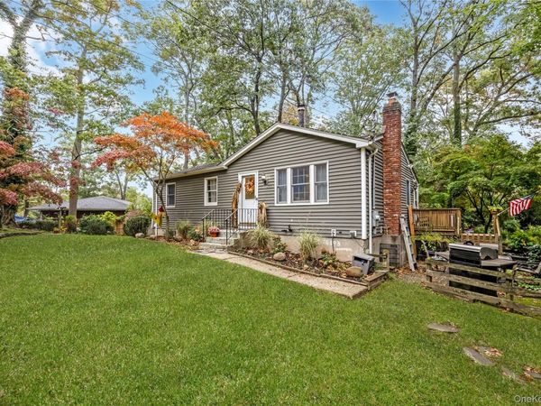 112 Lynbrook Drive, Sound Beach, NY 11789