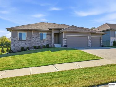 19905 Polk Street, Omaha, NE 68135
