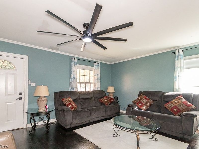 18010 Maple Heights Boulevard, Maple Heights, OH 44137 Photo 2