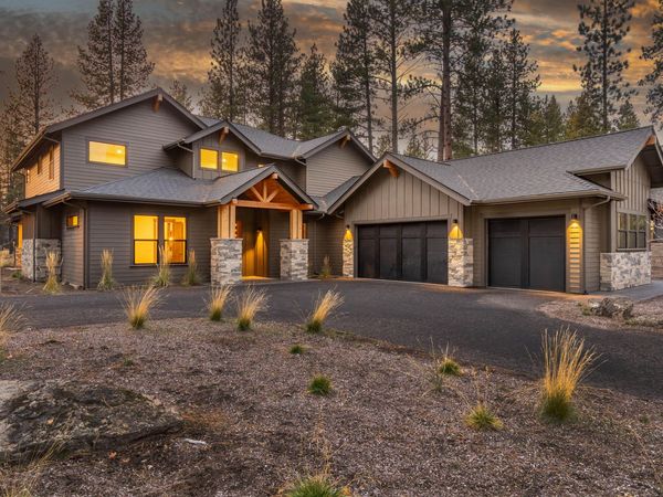 56236 Rockcress Lane, Unit 436, Bend, OR 97707