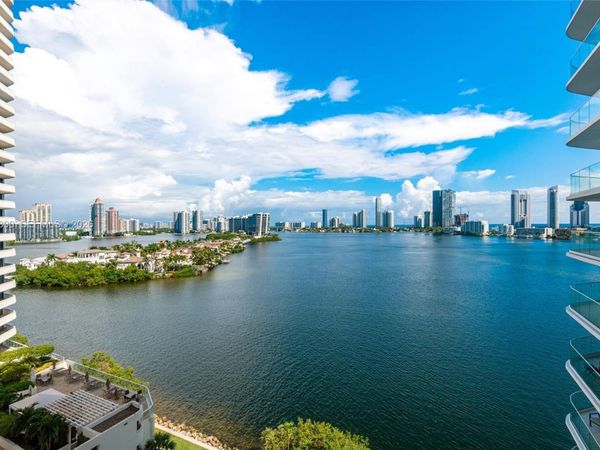 2800 Island Blvd , Unit 1105, Aventura, FL 33160