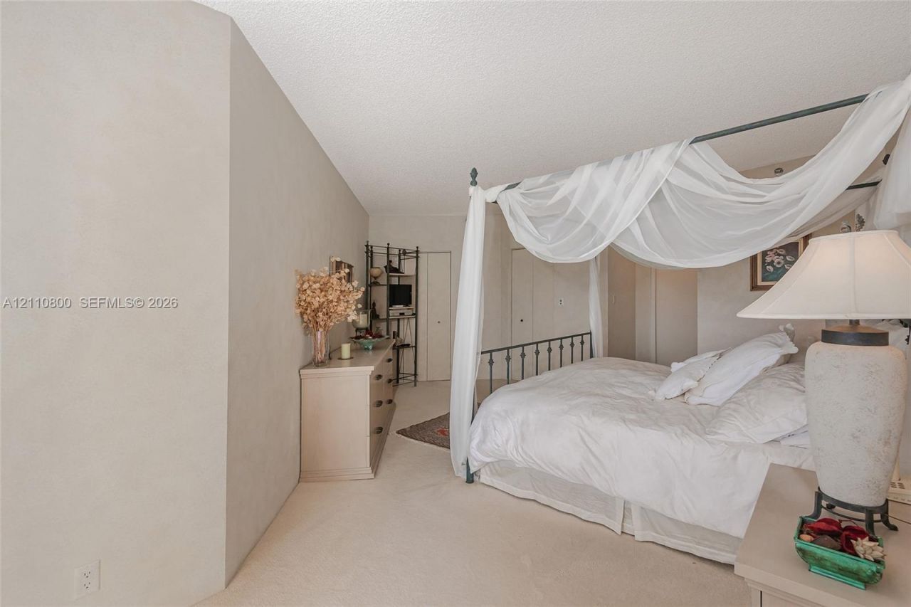 2800 Island Blvd , Unit 1105, Aventura, FL 33160 Photo