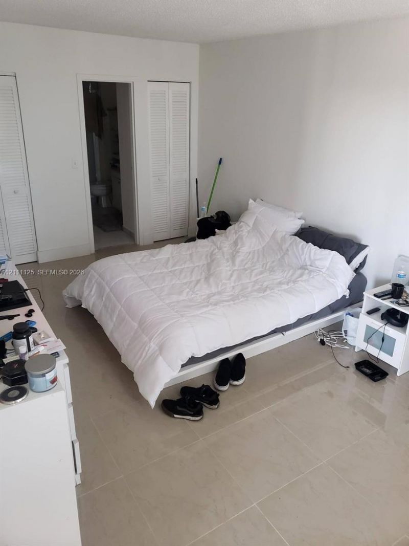 13499 Biscayne Blvd , Unit 1005, North Miami, FL 33181 Photo