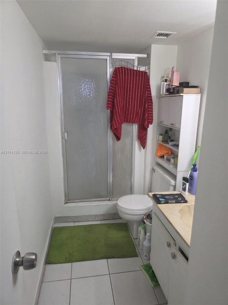 13499 Biscayne Blvd , Unit 1005, North Miami, FL 33181 Photo