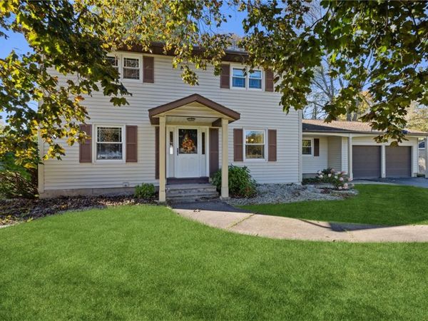 5 W Canon Drive , Rochester, NY 14624