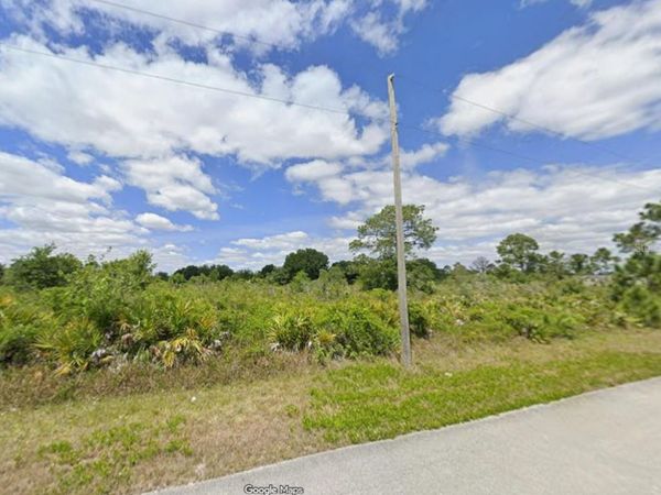 647 CORSICA AVENUE NE, LAKE PLACID, FL 33852