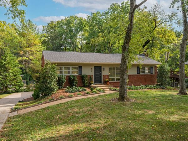 469 Rochelle Dr , Nashville, TN 37220