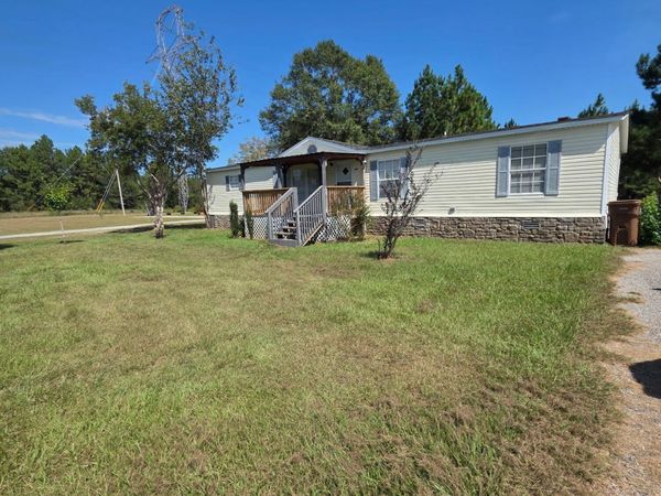 19570 Lennis Cuevas Road, Saucier, MS 39574