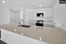 237 Iverson Drive  photo 4